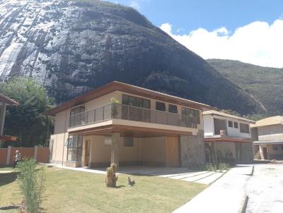 Casa em Condomnio para Venda, em Petrpolis, bairro Fazenda Inglesa, 4 dormitrios, 5 banheiros, 4 sutes, 2 vagas