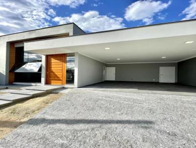 Casa para Venda, em Palhoça, bairro Centro, 2 dormitórios, 1 banheiro, 2 suítes, 2 vagas