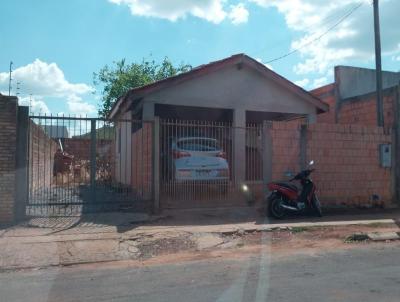 Casa 2 dormitrios para Venda, em Lucas do Rio Verde, bairro Parque das Amricas, 2 dormitrios, 1 banheiro, 1 vaga