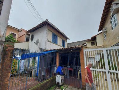 Casa para Venda, em Cabo Frio, bairro Jardim Flamboyant, 2 dormitrios, 2 banheiros, 1 vaga