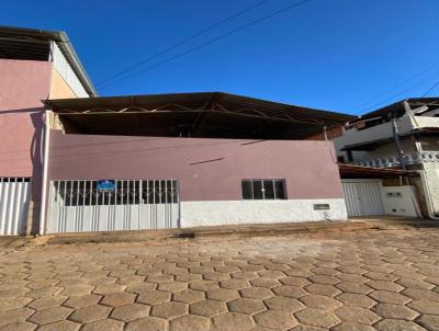 Casa para Locao, em Abre Campo, bairro Ferraria, 3 dormitrios, 1 banheiro, 3 vagas