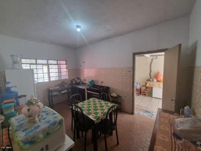 Casa para Venda, em Presidente Prudente, bairro GUANABARA, 5 dormitrios, 2 banheiros, 2 vagas
