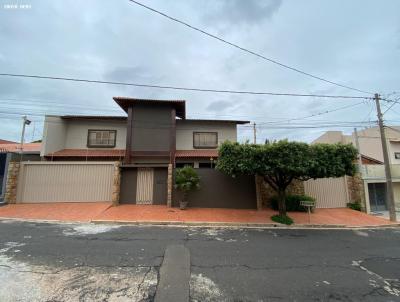 Casa para Venda, em Monte Aprazvel, bairro Centro, 4 dormitrios, 5 banheiros, 4 sutes, 4 vagas