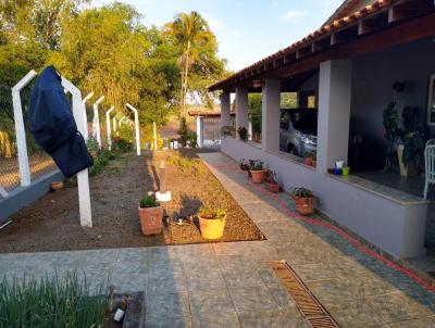 Chcara para Venda, em Araras, bairro caio prado, 3 dormitrios, 1 banheiro, 3 vagas