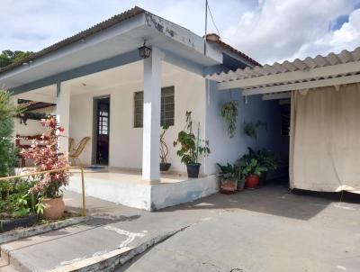 Casa para Venda, em Presidente Prudente, bairro Jardim Regina, 3 dormitrios, 1 banheiro, 2 vagas