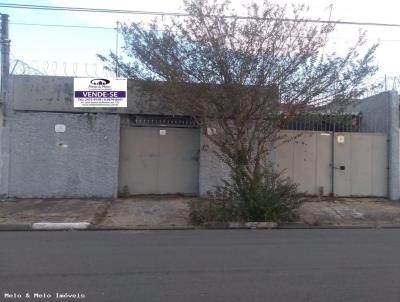 Casa para Venda, em Bragana Paulista, bairro Jardim So Loureno, 3 dormitrios, 3 vagas