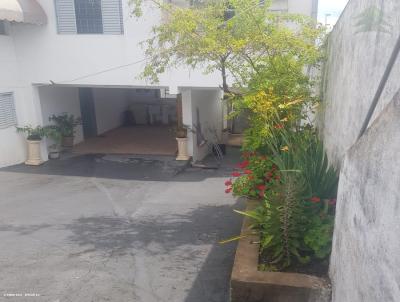 Casa para Venda, em Presidente Prudente, bairro Vila Marina, 3 dormitrios, 4 banheiros, 2 sutes