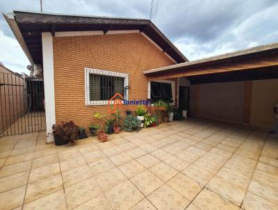 Casa para Venda, em Limeira, bairro Jardim Parque Novo Mundo, 3 dormitrios, 2 banheiros, 1 sute, 3 vagas