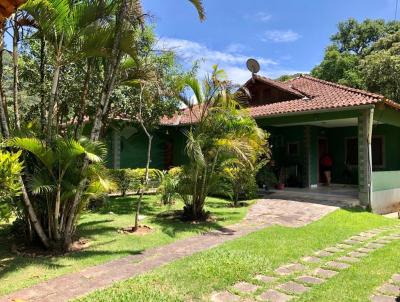 Casa para Venda, em Terespolis, bairro Albuquerque, 4 dormitrios, 2 banheiros, 1 sute, 3 vagas