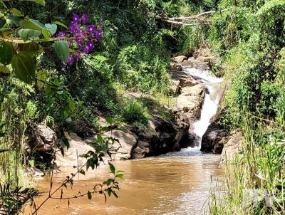 Stio para Venda, em Terespolis, bairro Colnia Alpina, 2 dormitrios, 2 banheiros, 1 sute