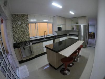 Sobrado para Venda, em Po, bairro Vila Monteiro, 3 dormitrios, 2 banheiros, 3 sutes, 2 vagas