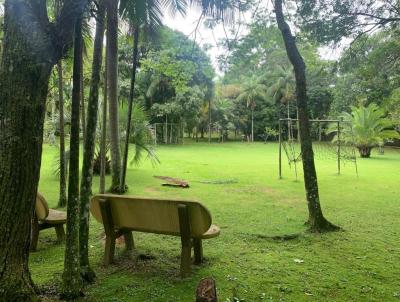 Casa para Venda, em Cricima, bairro Bosque do Repouso, 4 dormitrios, 4 banheiros, 2 sutes, 4 vagas