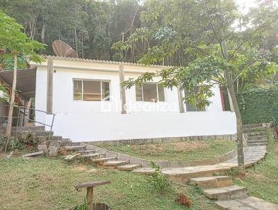 Casa para Venda, em Terespolis, bairro Albuquerque, 2 dormitrios, 1 banheiro, 1 vaga