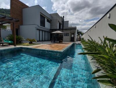 Casa para Venda, em Joinville, bairro Pirabeiraba (Pirabeiraba), 4 dormitrios, 6 banheiros, 4 sutes, 3 vagas