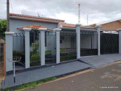 Casa para Venda, em Ourinhos, bairro Vila Odilon, 3 dormitrios, 2 banheiros, 1 sute, 2 vagas