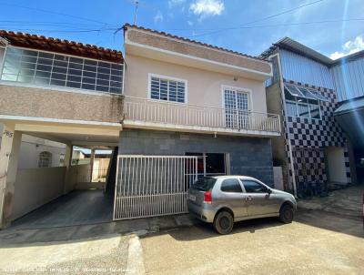 Casa para Venda, em So Gonalo do Sapuca, bairro Centro, 3 dormitrios, 2 banheiros, 3 vagas