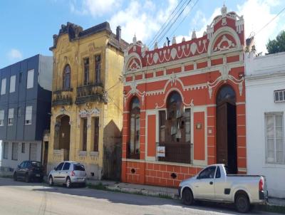 Casa para Venda, em Pelotas, bairro Centro, 4 dormitrios, 4 banheiros