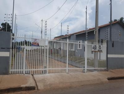 Casa em Condomnio para Venda, em Vrzea Grande, bairro Vitria Rgia, 2 dormitrios, 1 banheiro, 1 sute, 1 vaga