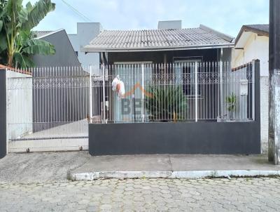 Casa para Venda, em Itajaí, bairro Santa Regina, 2 dormitórios, 2 banheiros, 1 vaga