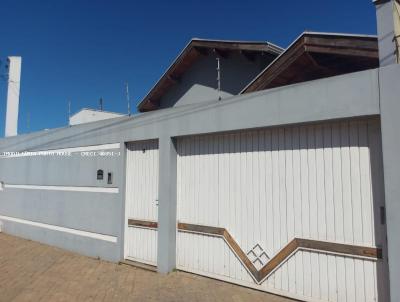 Casa para Venda, em Porto Feliz, bairro Centro, 3 dormitrios, 2 banheiros, 1 sute, 1 vaga