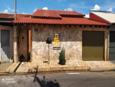 Casa para Venda, em Uberlndia, bairro Morumbi, 3 dormitrios, 1 banheiro, 2 sutes, 3 vagas