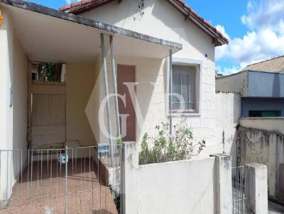 Casa para Venda, em Poos de Caldas, bairro Nossa Senhora Aparecida, 2 dormitrios, 1 banheiro, 2 vagas