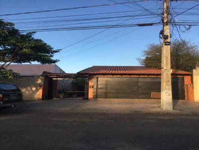 Casa 3 dormitrios para Venda, em Uruguaiana, bairro Santo Antnio, 3 dormitrios, 2 banheiros, 1 sute, 3 vagas