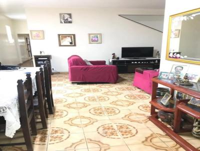 Casa para Venda, em São Vicente, bairro Centro, 4 dormitórios, 3 banheiros, 1 suíte, 4 vagas