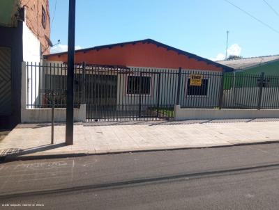 Casa para Venda, em Foz do Iguau, bairro Parque Morumbi II, 3 dormitrios, 1 banheiro, 1 vaga