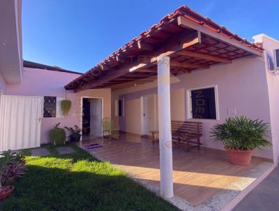 Casa para Venda, em Guanambi, bairro SANTA CATARINA, 3 dormitrios, 1 banheiro, 3 vagas