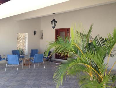 Casa para Locao, em So Sebastio, bairro Arrasto, 3 dormitrios, 5 banheiros, 2 sutes, 3 vagas