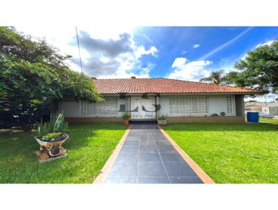 Casa para Venda, em Guarapuava, bairro Bonsucesso, 6 dormitrios, 3 banheiros, 1 sute, 4 vagas