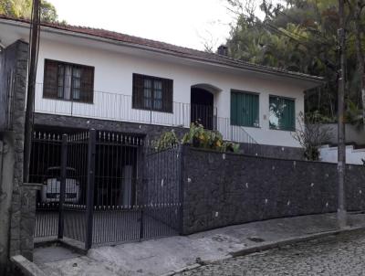 Casa para Venda, em Ribeiro Pires, bairro Pastoril, 3 dormitrios, 4 banheiros, 1 sute, 4 vagas