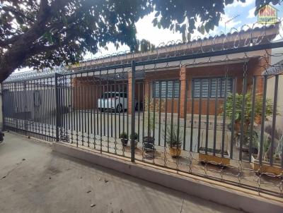 Casa para Venda, em Matão, bairro Vila Cardim, 3 dormitórios, 2 banheiros, 1 suíte, 2 vagas