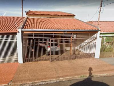 Casa para Venda, em Ourinhos, bairro Vila Perino, 3 dormitrios, 3 banheiros, 1 sute, 2 vagas