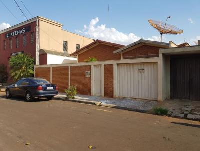 Casa para Venda, em Ituverava, bairro Jardim Modelo, 3 dormitrios, 3 banheiros, 1 sute, 2 vagas