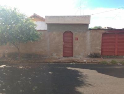 Casa para Venda, em Ituverava, bairro Centro, 3 dormitrios, 1 banheiro, 3 vagas