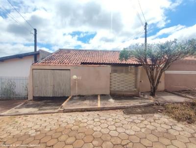 Casa para Venda, em Santo Antnio da Platina, bairro Aparecidinho I, 4 dormitrios, 1 banheiro, 1 vaga
