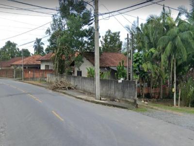 Casa para Venda, em Joinville, bairro Adhemar Garcia, 2 dormitrios, 1 banheiro, 1 vaga