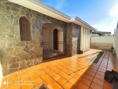 Casa para Locao, em Alagoinhas, bairro Jardim Pedro Braga, 4 dormitrios, 3 banheiros, 1 sute, 2 vagas