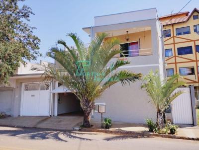 Casa para Venda, em Boituva, bairro Jardim das Palmeiras, 4 dormitrios, 2 banheiros, 2 vagas