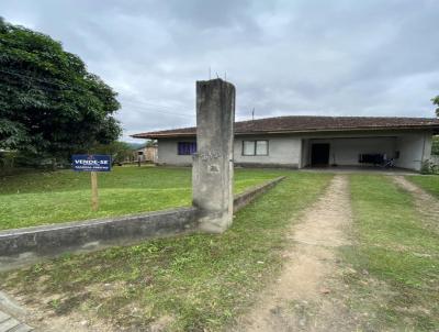 Casa para Venda, em Presidente Getlio, bairro , 3 dormitrios