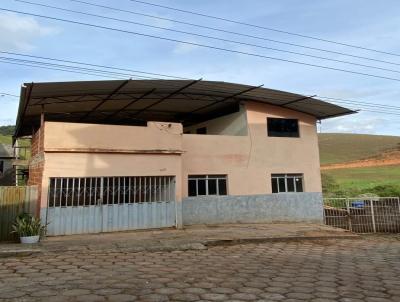 Casa para Locao, em Abre Campo, bairro Vila Nossa Senhora Aparecida, 5 dormitrios, 2 banheiros, 2 vagas