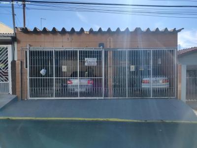 Casa / Sobrado para Venda, em Bragana Paulista, bairro Vila Santa Libnia, 2 dormitrios, 1 banheiro, 1 sute, 3 vagas