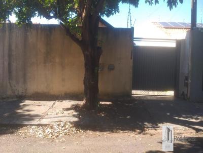 Casa para Venda, em Paranavaí, bairro JD. SANTOS DUMONT, 3 dormitórios, 2 banheiros, 4 vagas
