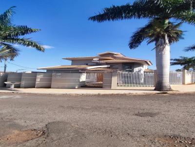 Casa para Venda, em Ourinhos, bairro Jardim Santa F, 3 dormitrios, 1 banheiro, 1 sute, 2 vagas