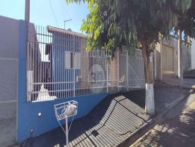 Casa para Venda, em Ourinhos, bairro Jardim Flrida, 2 dormitrios, 1 banheiro, 2 vagas