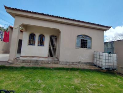 Casa para Venda, em Sete Lagoas, bairro Glria, 3 dormitrios, 1 banheiro, 4 vagas