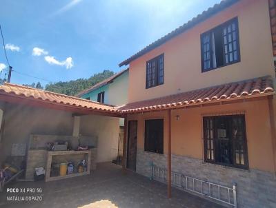 Casa para Venda, em Nova Friburgo, bairro So Geraldo, 2 dormitrios, 1 banheiro, 2 vagas