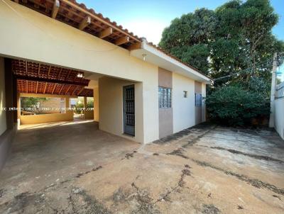 Casa para Venda, em Presidente Prudente, bairro VILA GENI, 2 dormitrios, 1 banheiro, 4 vagas